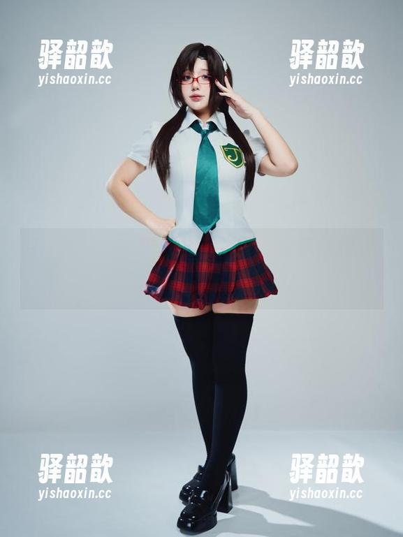 在Puy Puy的睡衣图库里，分享你的‘我也这样躺着’瞬间！
